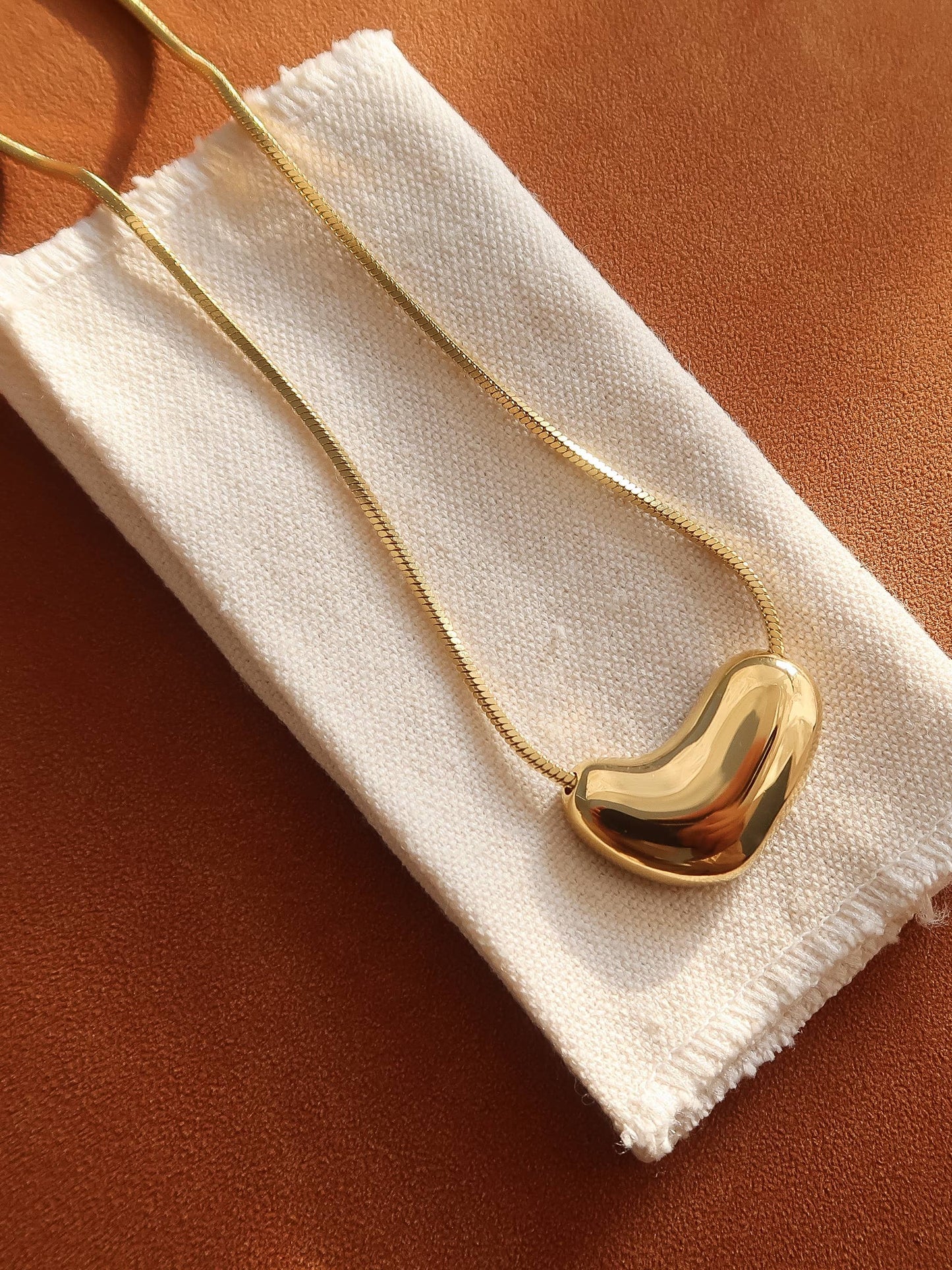 Louis 18K Gold Non-Tarnish Puffy Heart Necklace
