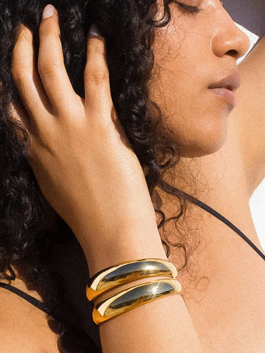Ronan 18K Gold Non-Tarnish Layered Round Bangle